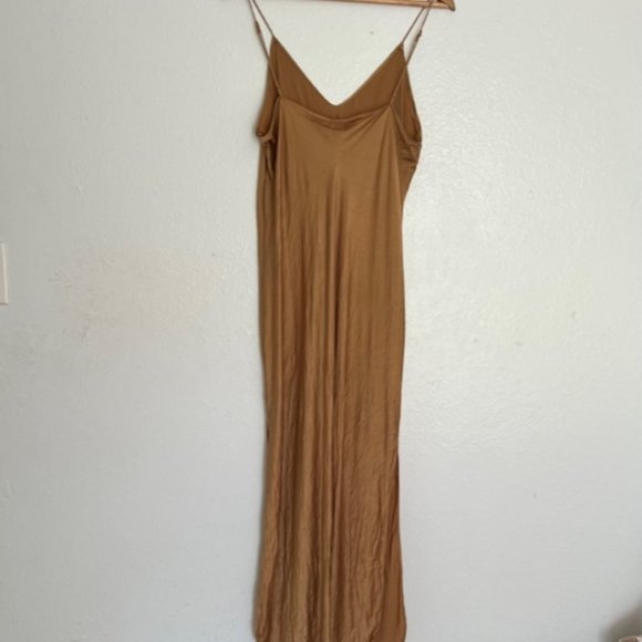 100% silk Banana Republic vintage Tan Gold Silk Slip Dress - Picture 3 of 6